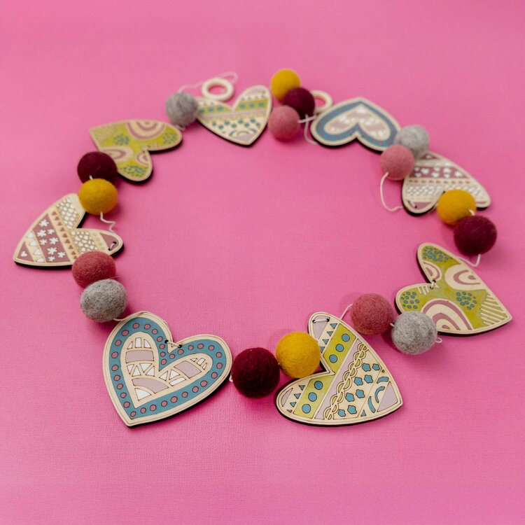 Woodsy Craft Co. Heart DIY Craft Kit
