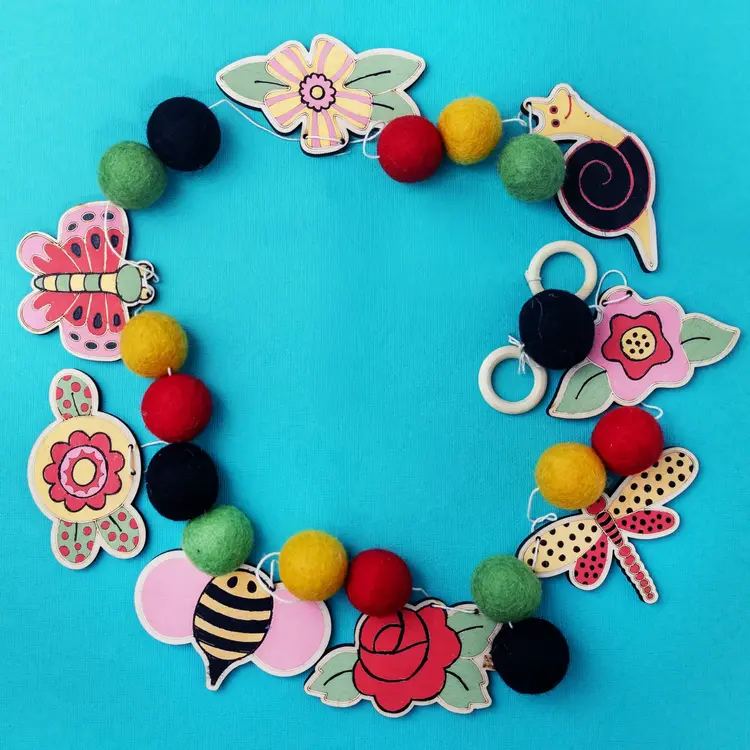 Woodsy Craft Co. Mary's Garden DIY Craft Kit