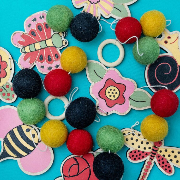 Woodsy Craft Co. Mary's Garden DIY Craft Kit