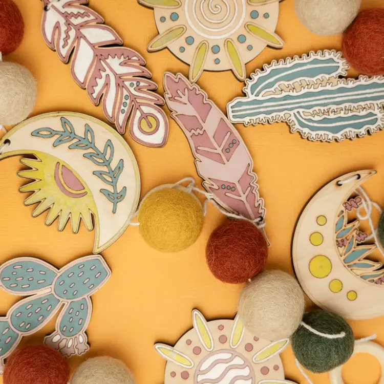 Woodsy Craft Co. Boho DIY Craft Kit