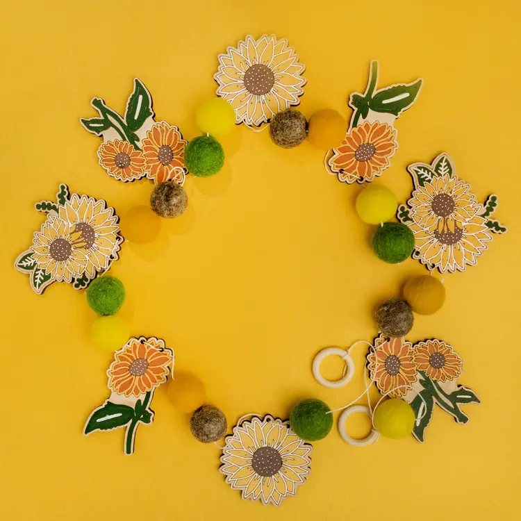 Woodsy Craft Co. Sunflower DIY Craft Kit