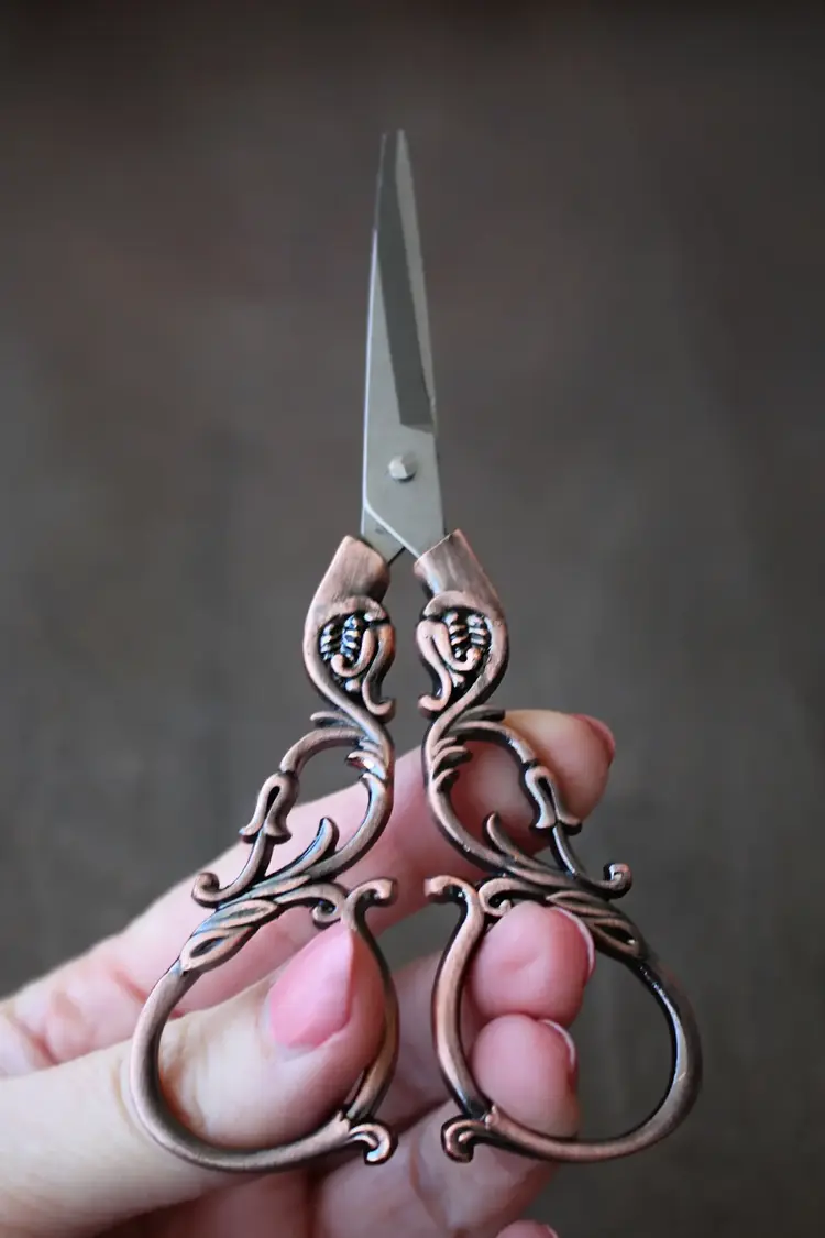NNK Press Storybook Scissors (Antique Copper)