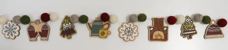 Woodsy Craft Co. Cozy Christmas DIY Craft Kit