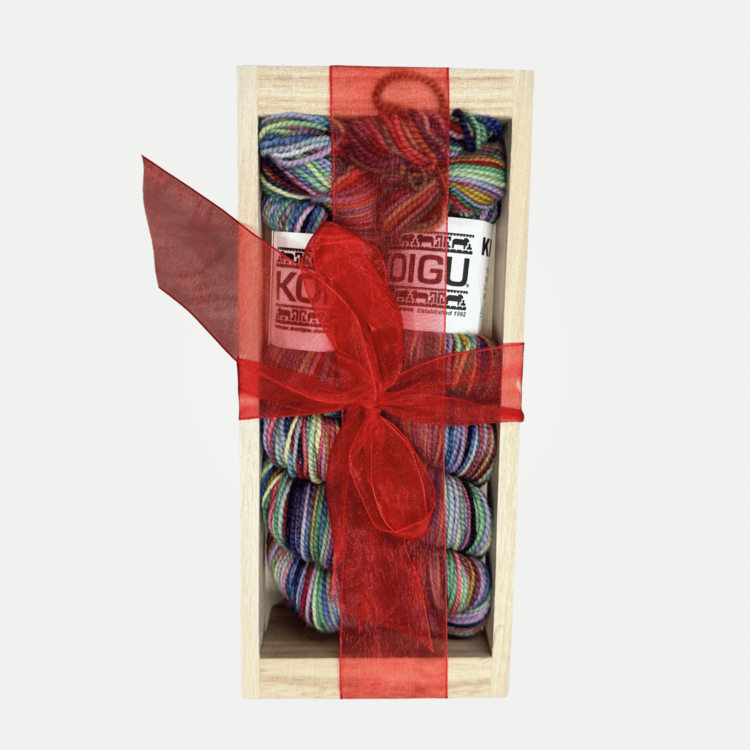 Koigu KPPPM Sock Crate | Festive (P050)