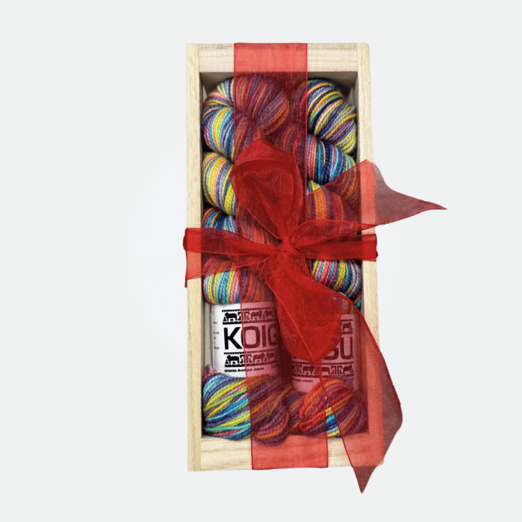 Koigu KPPPM Sock Crate | Festive (P124)