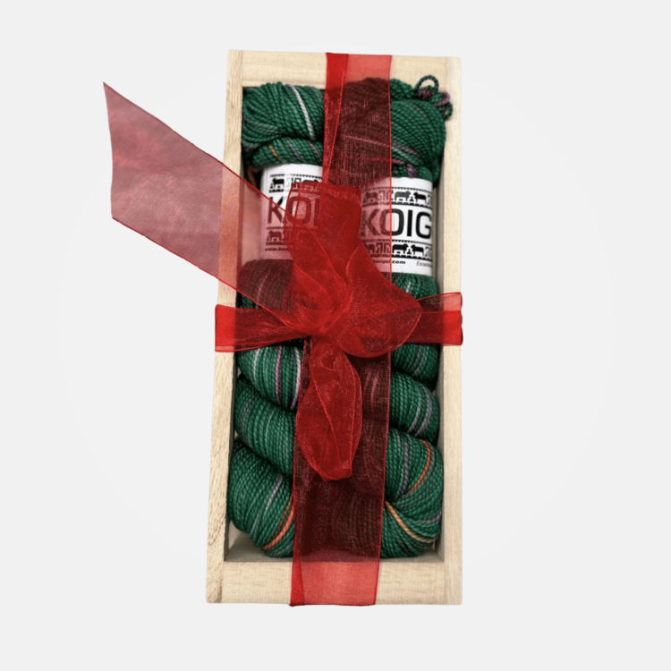 Koigu KPPPM Sock Crate | Jolly Greens (P592)