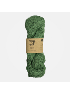 Juniper Moon Bud | 153 (Emerald Lace)