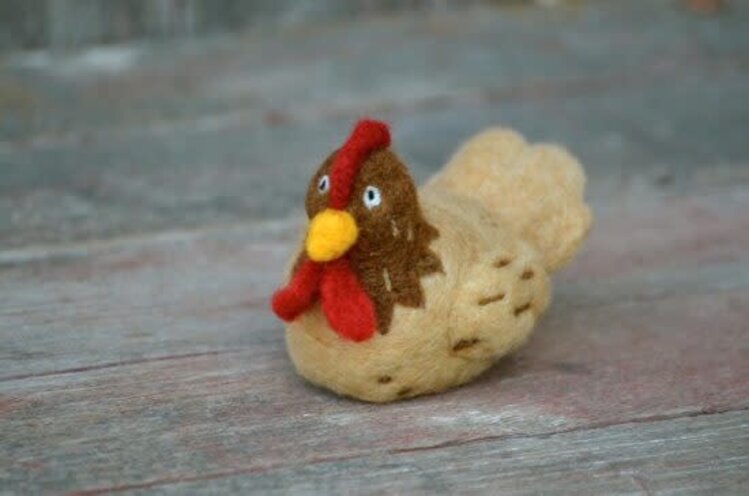 Bear Creek Felting Brown Chicken Felting Kit