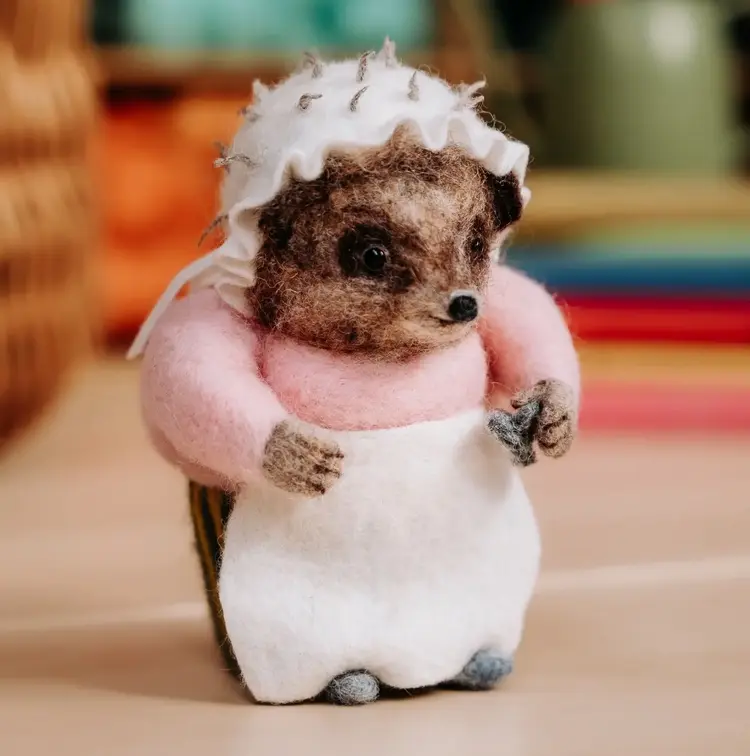The Crafty Kit Company Beatrix Potter - Mrs. Tiggy-Winkle Ironing Needle Felting Kit