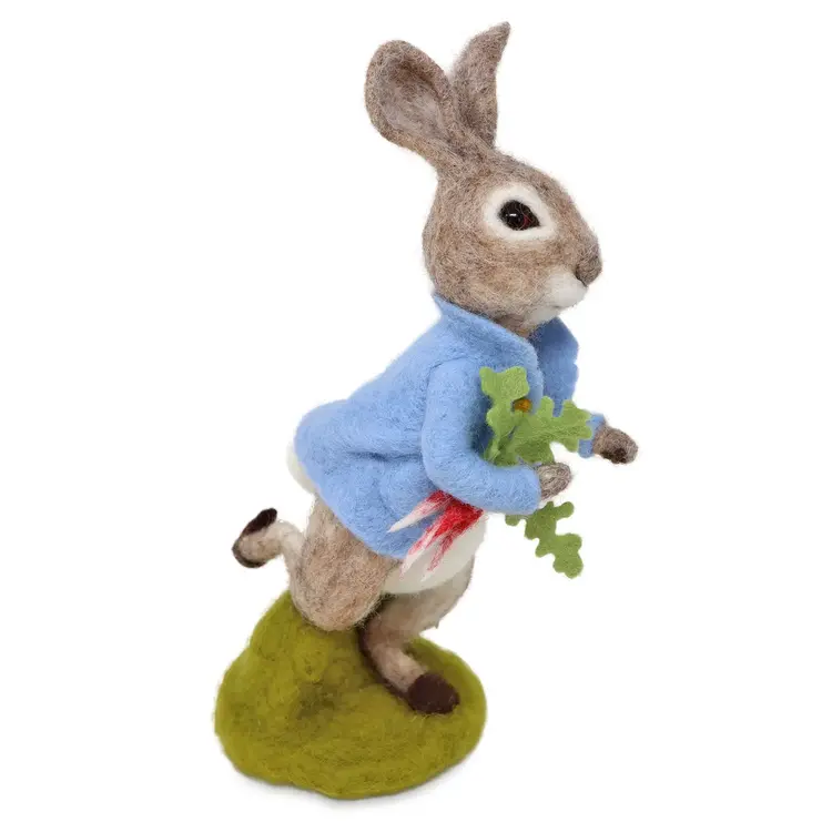 The Crafty Kit Company Beatrix Potter - Peter Rabbit and the Stolen Radishes Neede Felting Kit