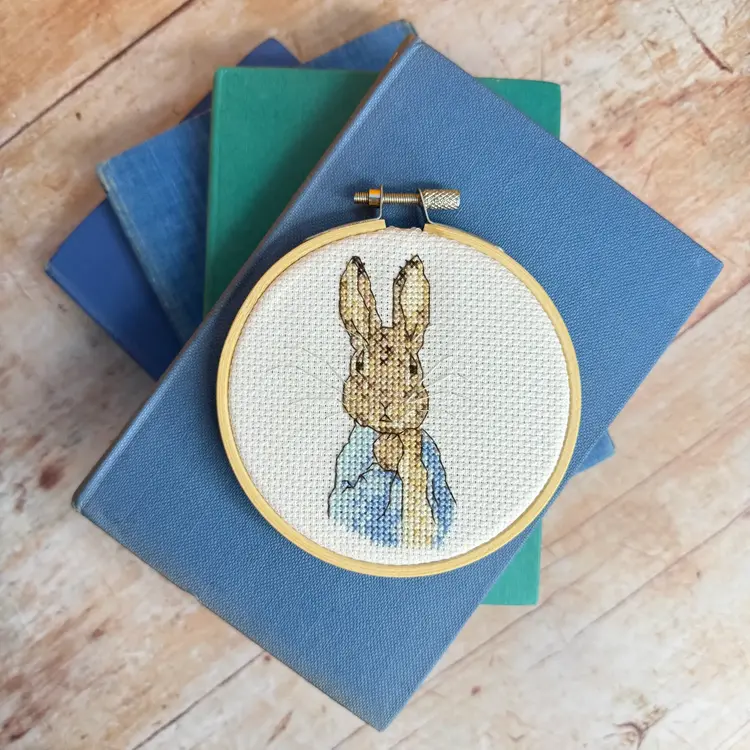 The Crafty Kit Company Beatrix Potter - Peter Rabbit Mini Cross Stitch Kit