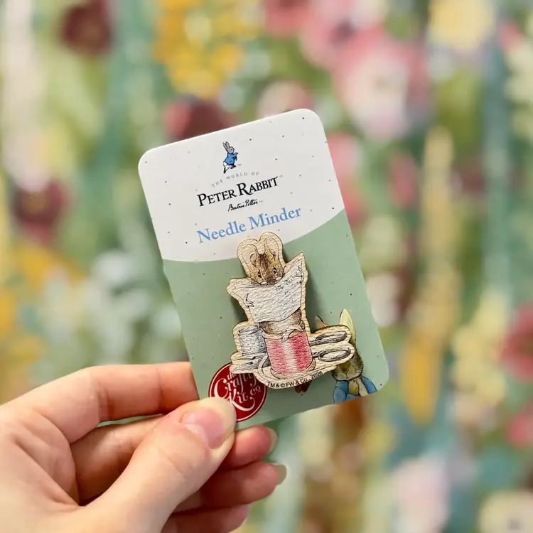 The Crafty Kit Company Beatrix Potter - Tailor of Gloucester Needle Minder
