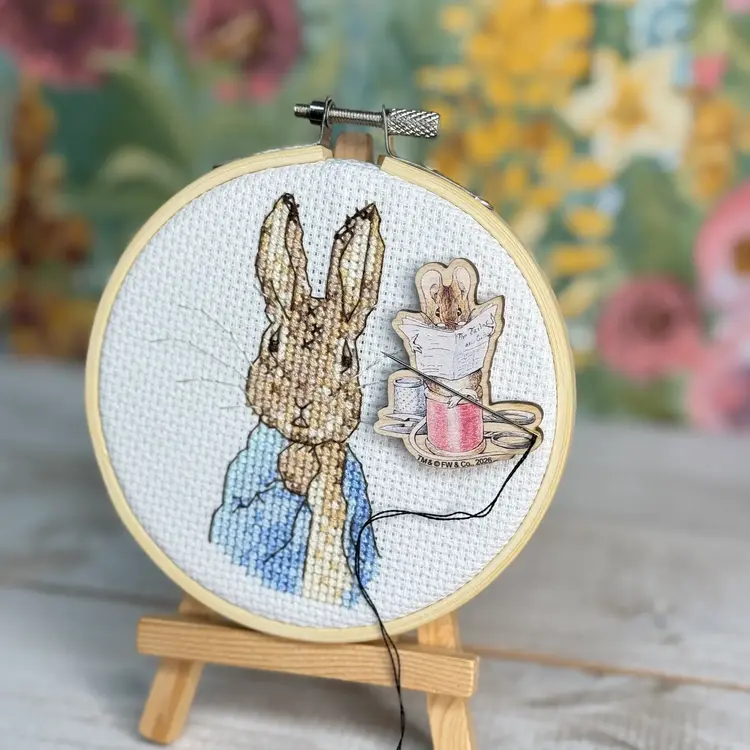 The Crafty Kit Company Beatrix Potter - Tailor of Gloucester Needle Minder