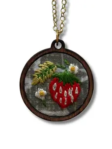 Rikrack Strawberries Embroidery Necklace Kit