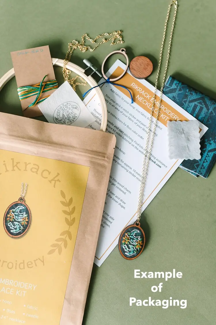 Rikrack Strawberries Embroidery Necklace Kit