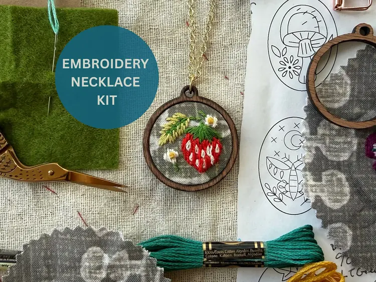 Rikrack Strawberries Embroidery Necklace Kit