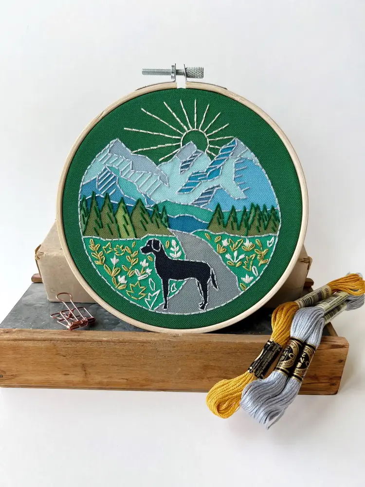 Rikrack Trail Dog Embroidery Kit