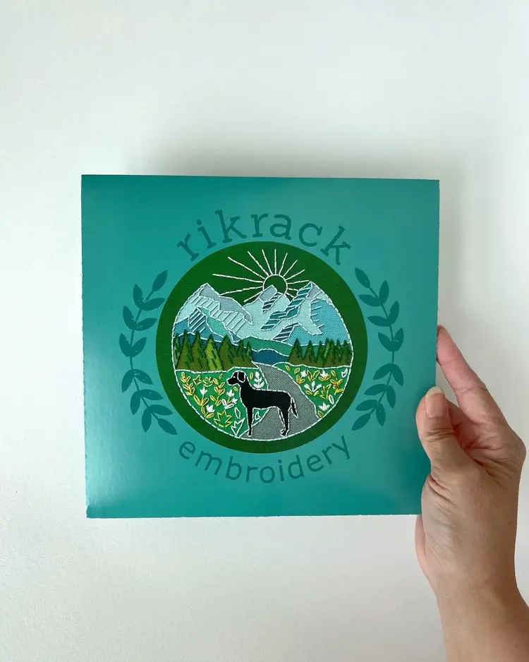 Rikrack Trail Dog Embroidery Kit