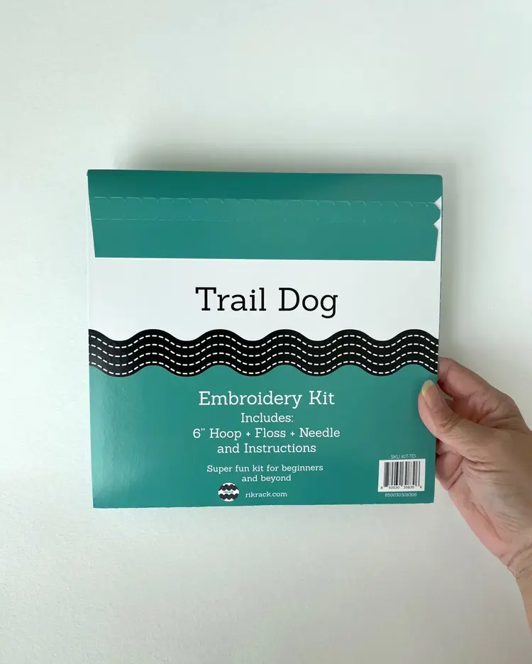 Rikrack Trail Dog Embroidery Kit