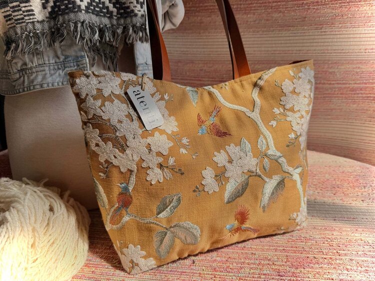 Atenti Apricot Gigi