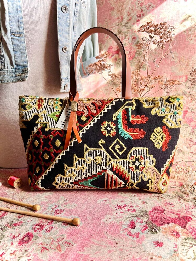 Atenti Sew Crewel Divina Bag