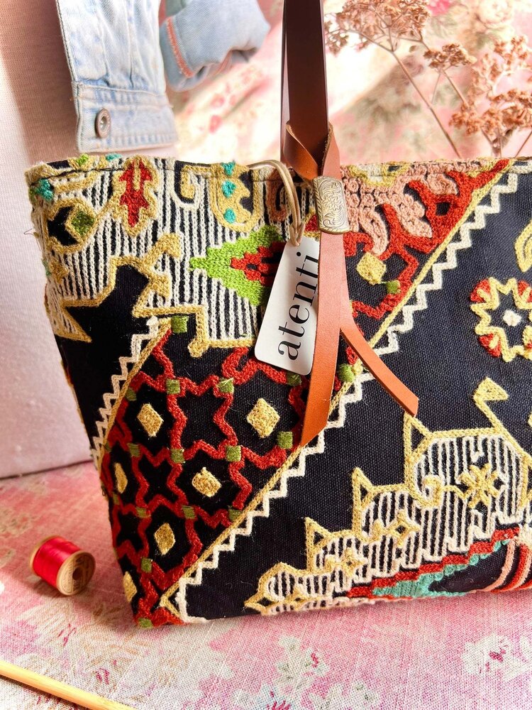 Atenti Sew Crewel Divina Bag