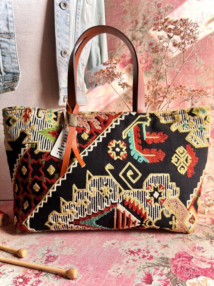 Atenti Sew Crewel Divina Bag