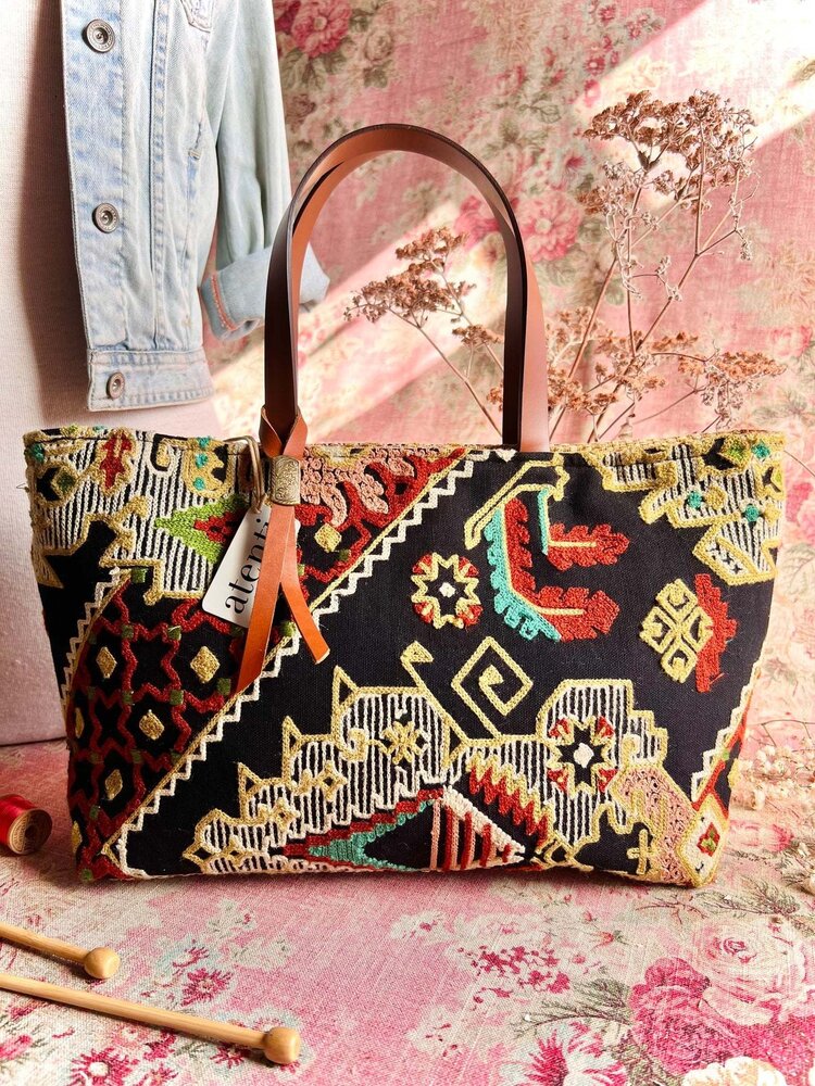 Atenti Sew Crewel Divina Bag