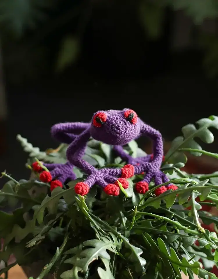 TOFT Gretchen the Tree Frog
