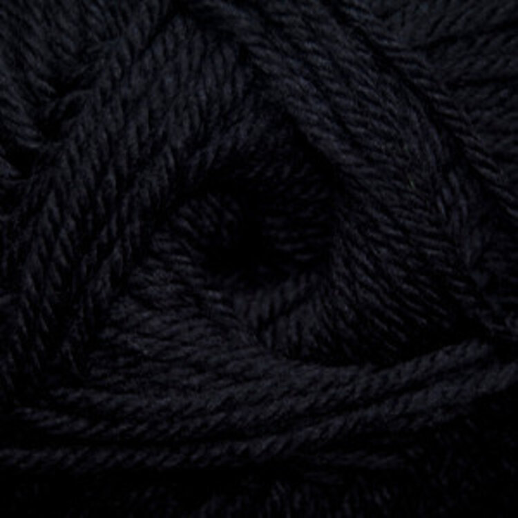 Cascade Yarns 220 Superwash Merino | 28 (Black)