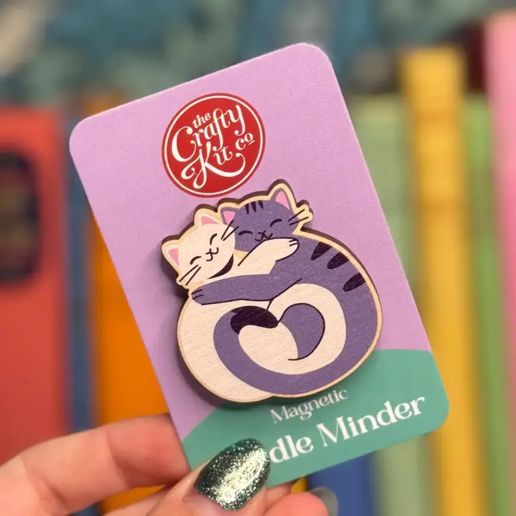 The Crafty Kit Company Cat Needle Minder (Besties)