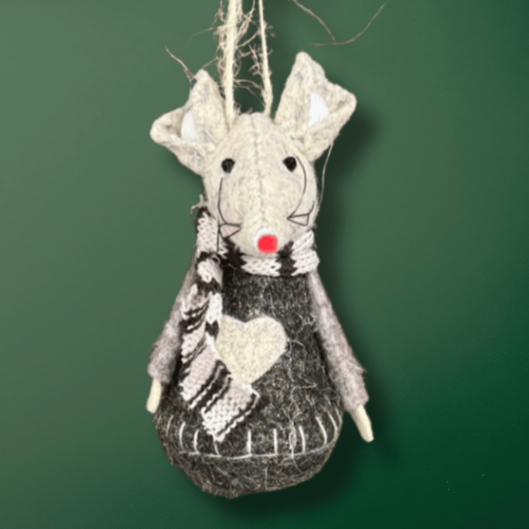 One Hundred 80 degrees Christmas Mouse | Charcoal Heart