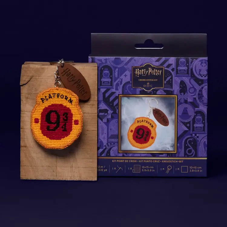 DMC Harry Potter Keyring Kit | Platform