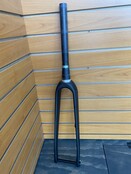 Alchemy All-Road Disc Carbon fork - 300mm steerer - 1.5" taper Alchemy All-Road Disc Carbon fork - 300mm steerer - 1.5" taper