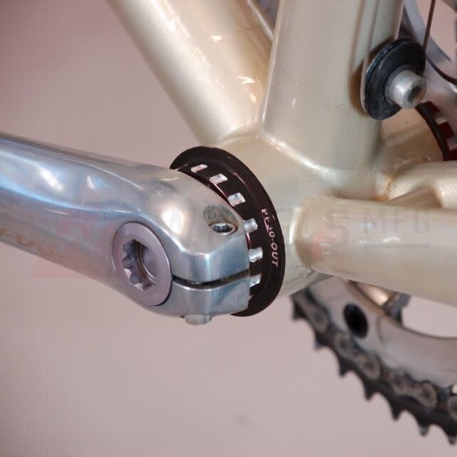 Wheels Manufacturing BB30 to SRAM Bottom Bracket with ABEC-3 Bearings Black Cups