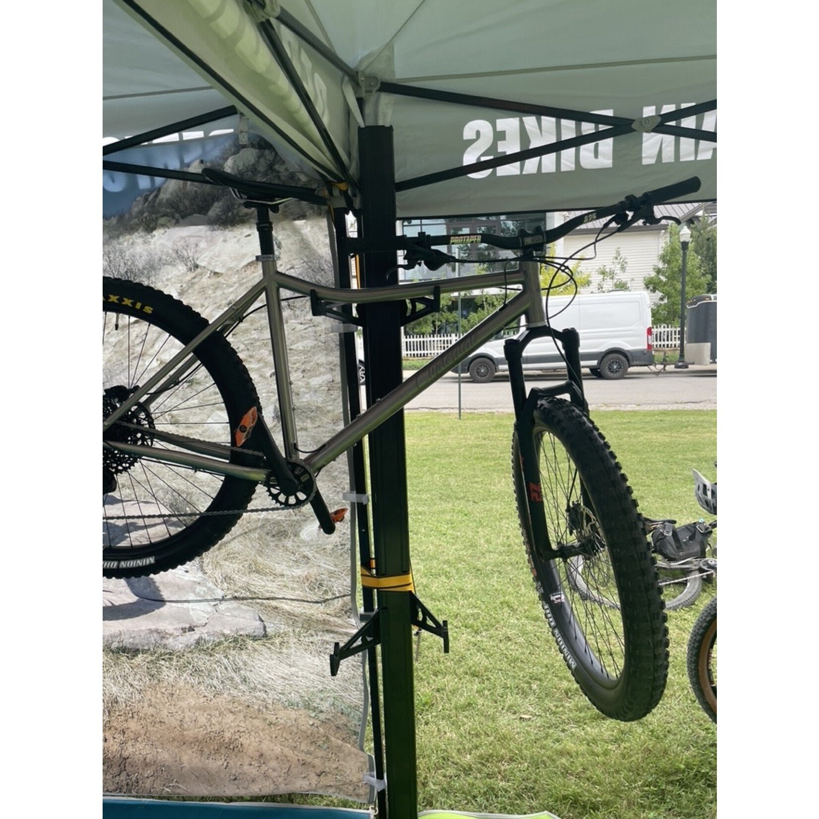 XL Clydesdale Steer MTB Demo Bike