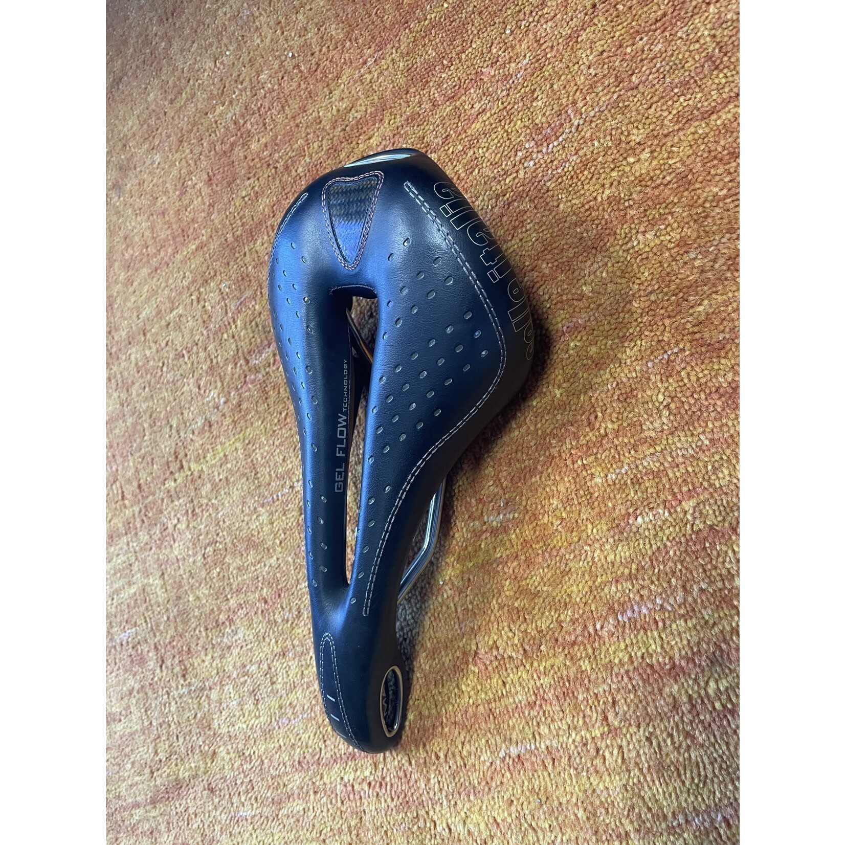 Terry Lightly USED: Selle Italia Max Flite Gel Flow Saddle