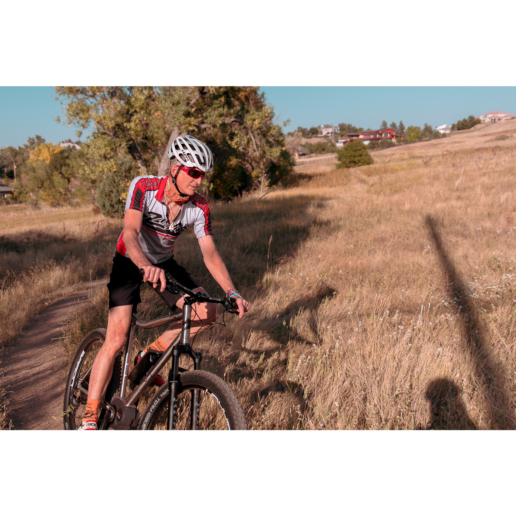 Cycling sobering apparel for big guys
