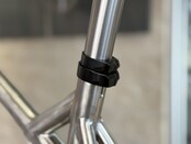 Zinn Seat Post Friction clamp set: Anti-slip Clamp  with matching Seat Binder - Gloss Black