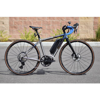 Tui R1e XS E-bike - Titanium road E-bike - Shimano EP6 Motor