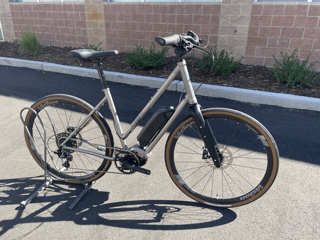 Tui Step Thru E-bike - 4'10" to 5'7" rider Tui Step Thru E-bike - 4'10" to 5'7" rider