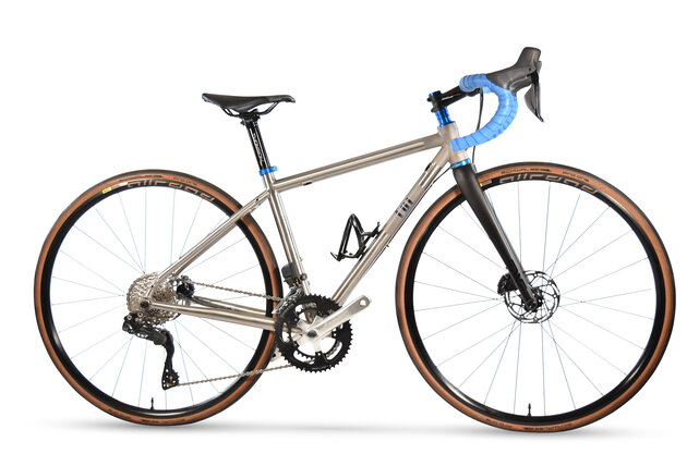 Tui ER1 Road Bike - Lightweight Titanium road bike