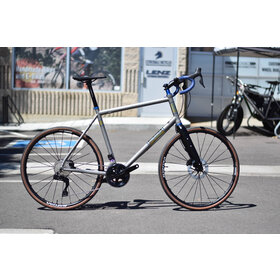 Clydesdale Team ER3 SuperLite - Dura Ace - Titanium Endurance Road bike - electronic shifting