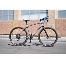 Tui GR5 Gravel Bike - Force AXS 1x - Lightweight Titanium gravel bike