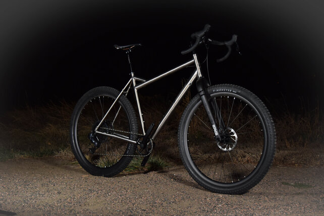 Clydesdale BFG R2 AXS - 32 inch wheel gravel bike for tall guys