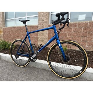 Lightly Used Zinn Carbon Fiber Disc Brake Road bike - 6'3" to 6'6" rider