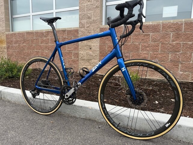Lightly Used Zinn Carbon Fiber Disc Brake Road bike - 6'3" to 6'6" rider