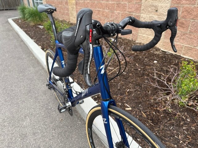 Lightly Used Zinn Carbon Fiber Disc Brake Road bike - 6'3" to 6'6" rider