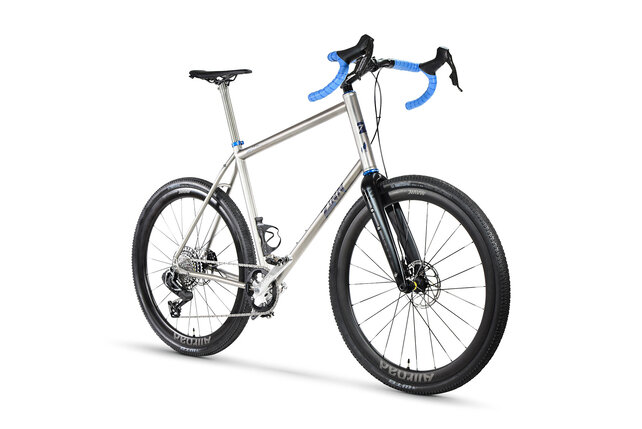 Serrai Force AXS XPLR - Custom Gravel bike - electronic shifting