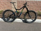 Lenz Lunchbox Demo bike - Large - Black with Blue and green logos Lenz Lunchbox Demo bike - Large - Black with Blue and green logos